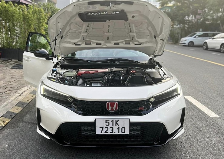 Honda Civic Type R 2023 đầu tiên ra biển số tại Việt Nam Honda Civic Type R 2023 đầu tiên ra biển số tại Việt Nam