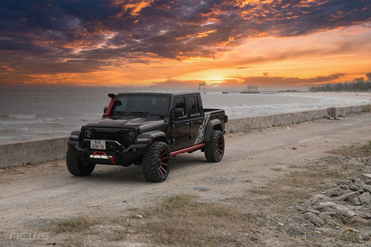 Jeep Gladiator 2023: Mẫu bán tải không dành cho số đông