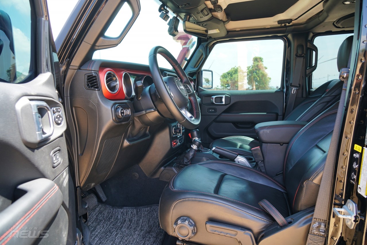 Jeep Gladiator 2023: Mẫu bán tải không dành cho số đông