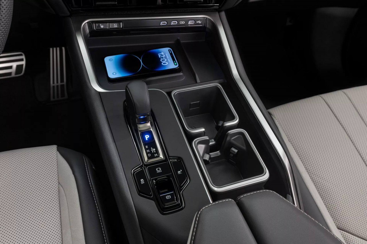 Chi tiết Lexus TX vừa được ra mắt Chi tiết Lexus TX vừa được ra mắt