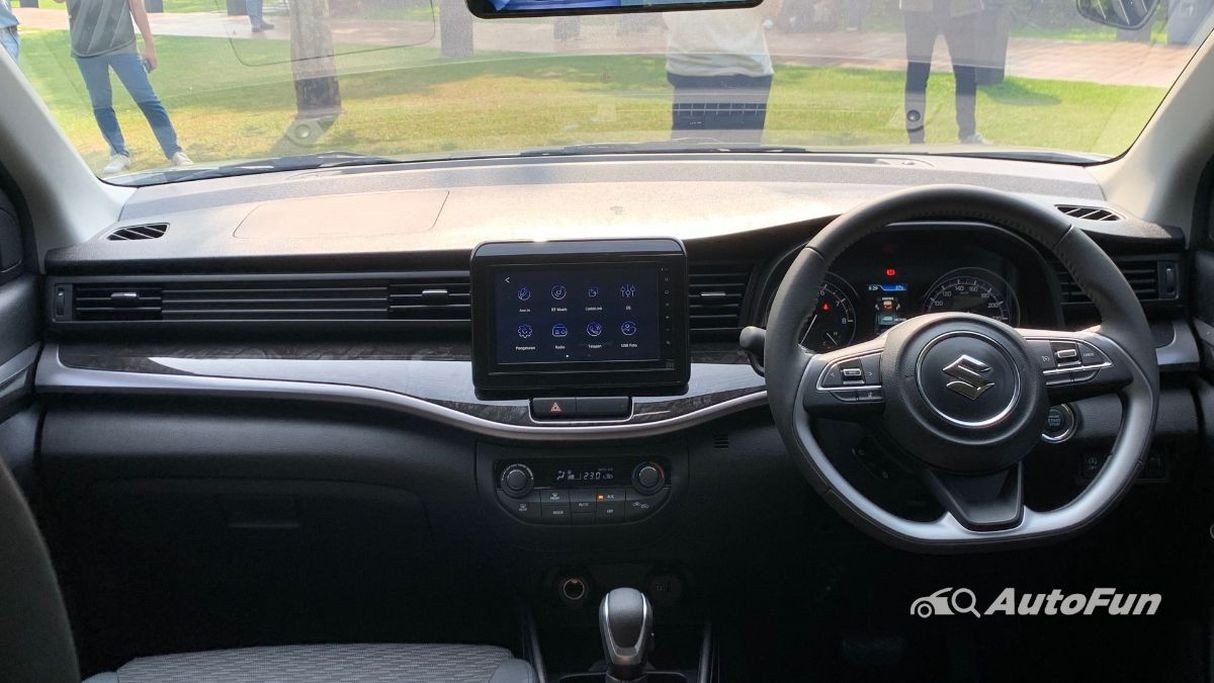 Chi tiết Suzuki XL7 Hybrid 2023 vừa ra mắt Chi tiết Suzuki XL7 Hybrid 2023 vừa ra mắt
