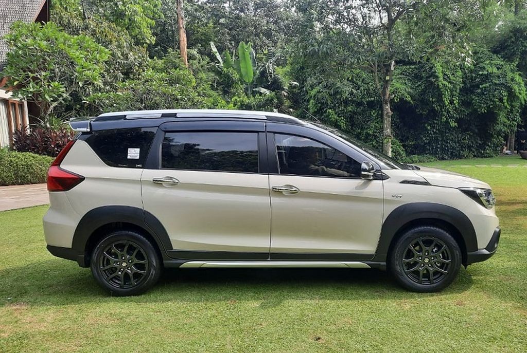 Chi tiết Suzuki XL7 Hybrid 2023 vừa ra mắt Chi tiết Suzuki XL7 Hybrid 2023 vừa ra mắt