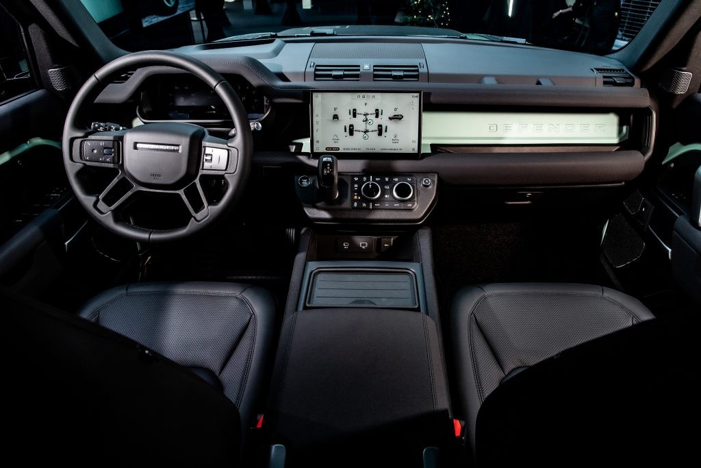 Land Rover Defender phiên bản kỷ niệm 75 năm có mặt tại Việt Nam Land Rover Defender phiên bản kỷ niệm 75 năm có mặt tại Việt Nam