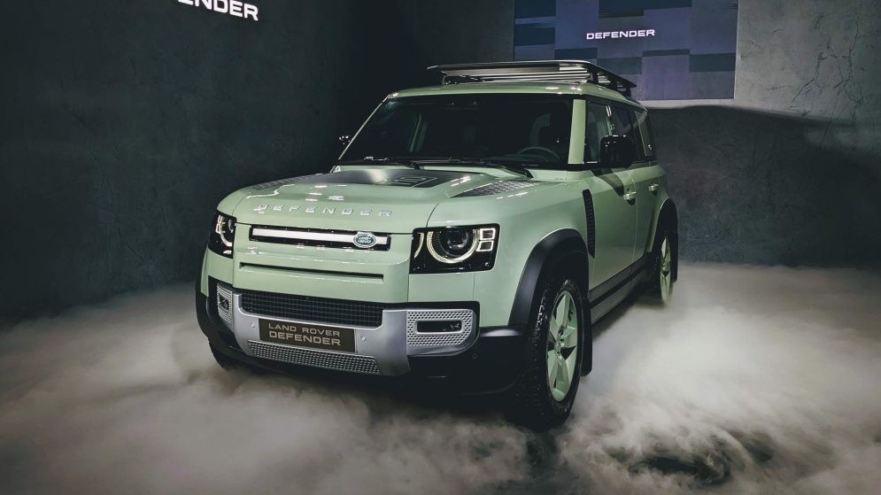 Land Rover Defender phiên bản kỷ niệm 75 năm có mặt tại Việt Nam