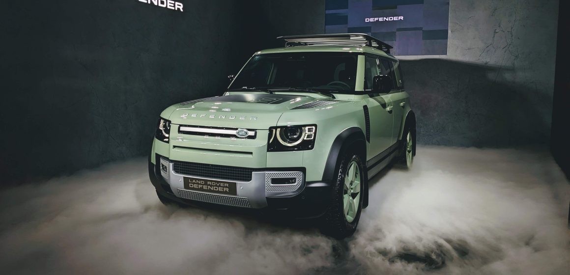 Land Rover Defender phiên bản kỷ niệm 75 năm có mặt tại Việt Nam Land Rover Defender phiên bản kỷ niệm 75 năm có mặt tại Việt Nam