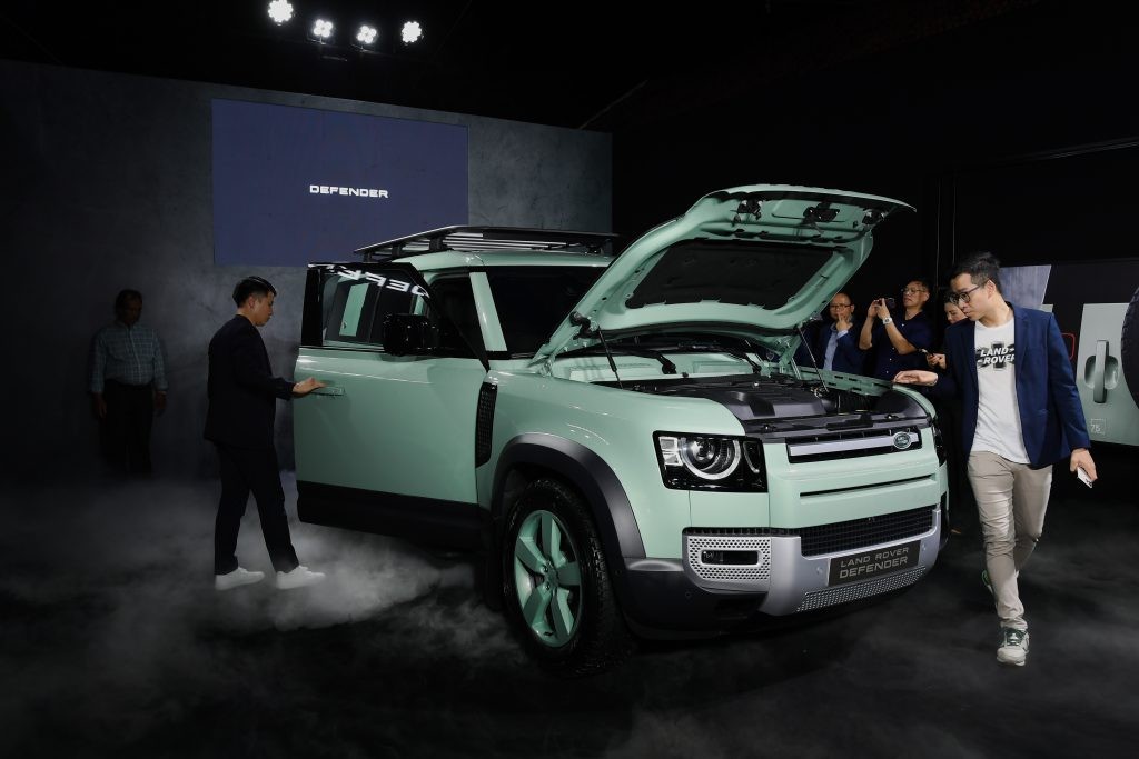 Land Rover Defender phiên bản kỷ niệm 75 năm có mặt tại Việt Nam Land Rover Defender phiên bản kỷ niệm 75 năm có mặt tại Việt Nam