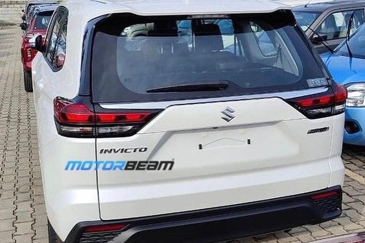 Bắt gặp Suzuki Invicto 'anh em song sinh' với Toyota Innova tại Ấn Độ Bắt gặp Suzuki Invicto 'anh em song sinh' với Toyota Innova tại Ấn Độ