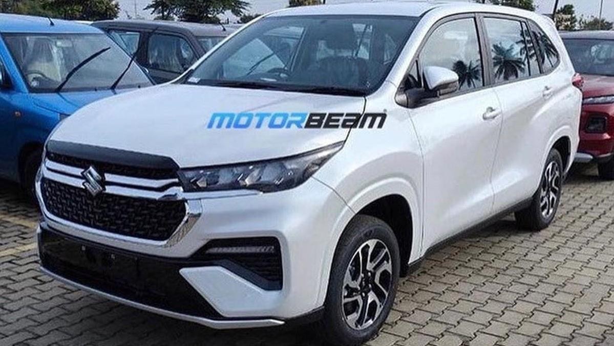 Bắt gặp Suzuki Invicto 'anh em song sinh' với Toyota Innova tại Ấn Độ Bắt gặp Suzuki Invicto 'anh em song sinh' với Toyota Innova tại Ấn Độ