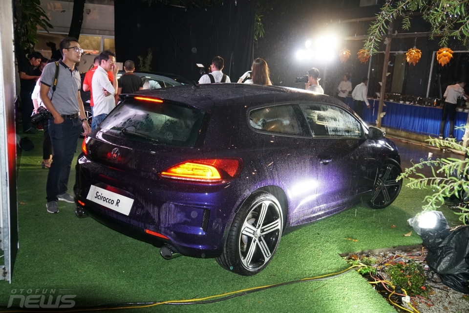 Volkswagen trình làng "bộ đôi" xe thể thao Scirocco tại Việt Nam volkswagen trinh lang bo doi xe the thao scirocco tai viet nam