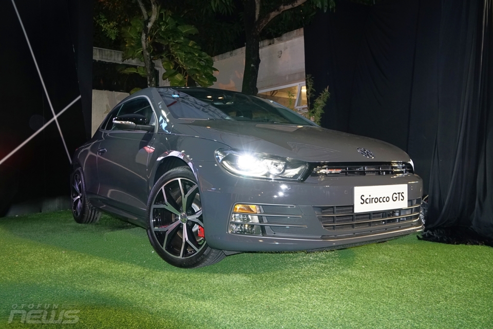 Volkswagen trình làng "bộ đôi" xe thể thao Scirocco tại Việt Nam volkswagen trinh lang bo doi xe the thao scirocco tai viet nam