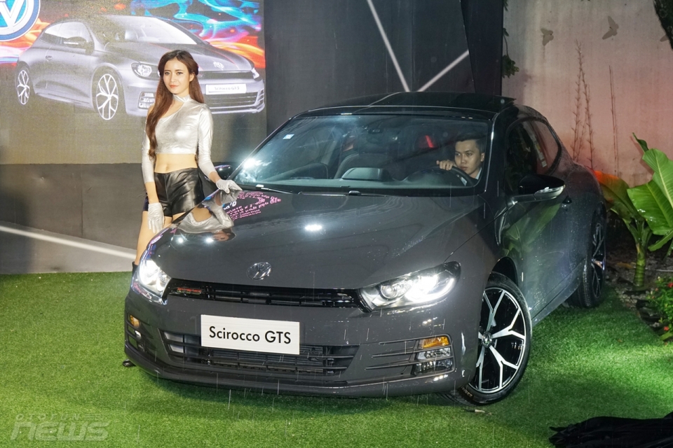 Volkswagen trình làng "bộ đôi" xe thể thao Scirocco tại Việt Nam volkswagen trinh lang bo doi xe the thao scirocco tai viet nam