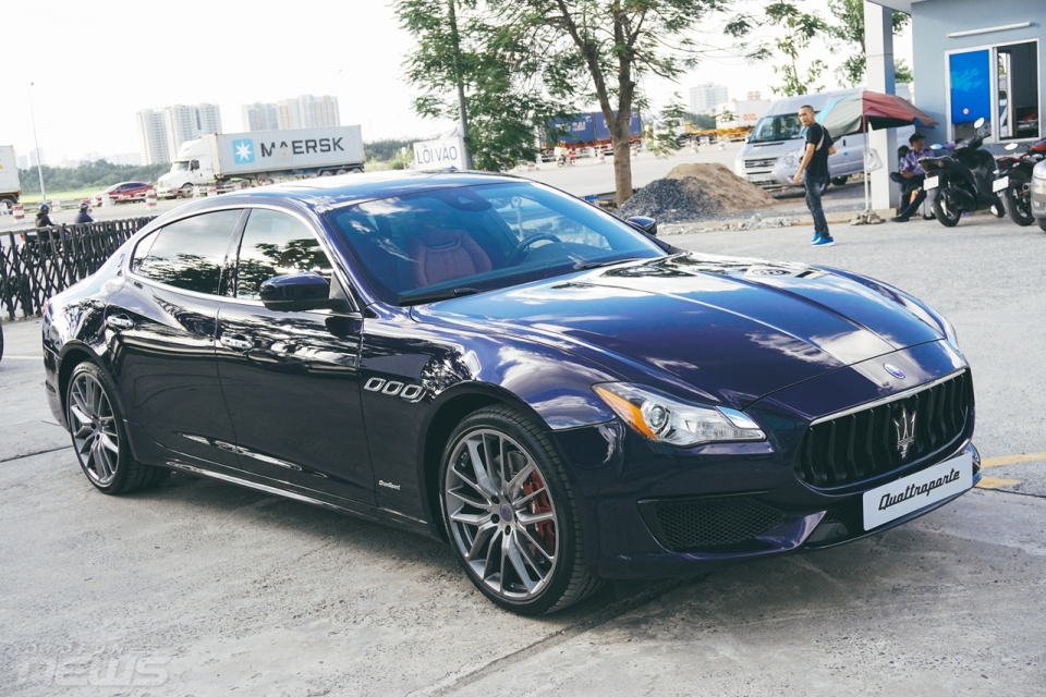 Cận cảnh Quattroporte GranSport GTS: Chiếc Maserati đắt nhất Việt Nam quattroporte gransport gts can canh chiec maserati dat nhat viet nam