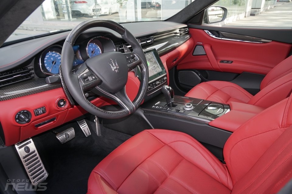 Cận cảnh Quattroporte GranSport GTS: Chiếc Maserati đắt nhất Việt Nam quattroporte gransport gts can canh chiec maserati dat nhat viet nam
