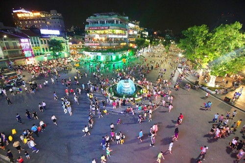 ha noi quan hoan kiem de xuat chi mo pho di bo vao toi cuoi tuan