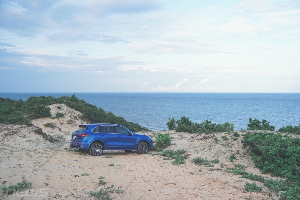 chinh phuc mui yen cung porsche cayenne