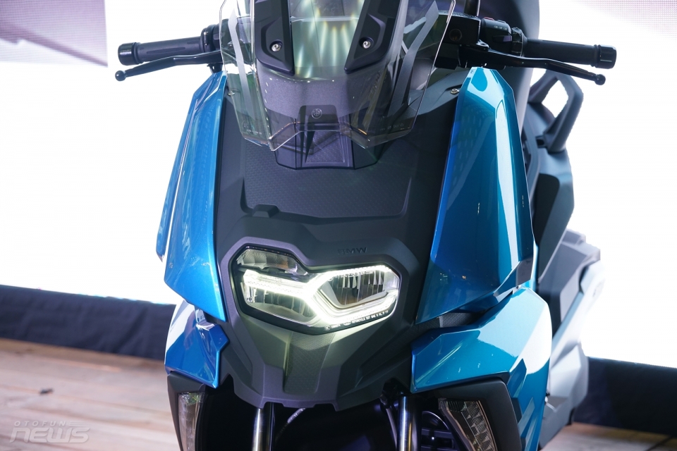 BMW Motorrad giới thiệu xe tay ga phân khối lớn C400 X và C400 GT bmw motorrad gioi thieu xe tay ga phan khoi lon c400 x va c400 gt