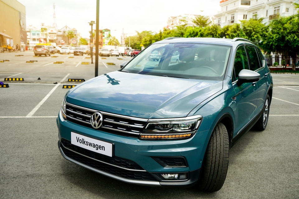 Volkswagen ra mắt Tiguan Allspace Luxury với giá 1,849 tỷ đồng volkswagen ra mat tiguan allspace luxury voi gia 1849 ty dong