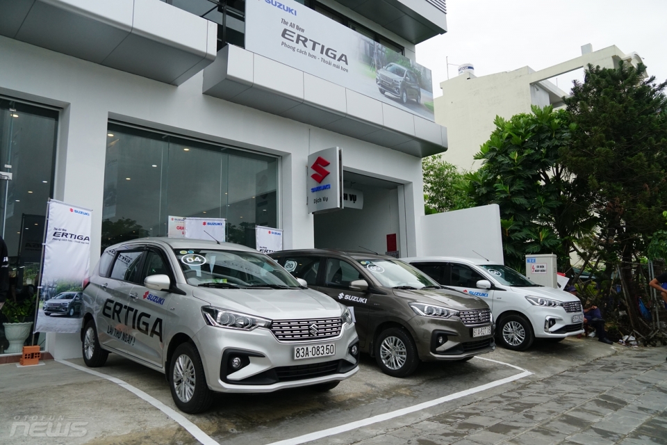 suzuki ertiga 2019 xe mpv 7 cho quoc dan