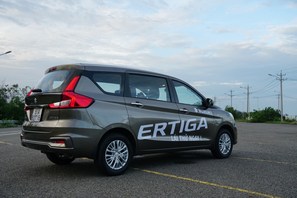 suzuki ertiga 2019 xe mpv 7 cho quoc dan