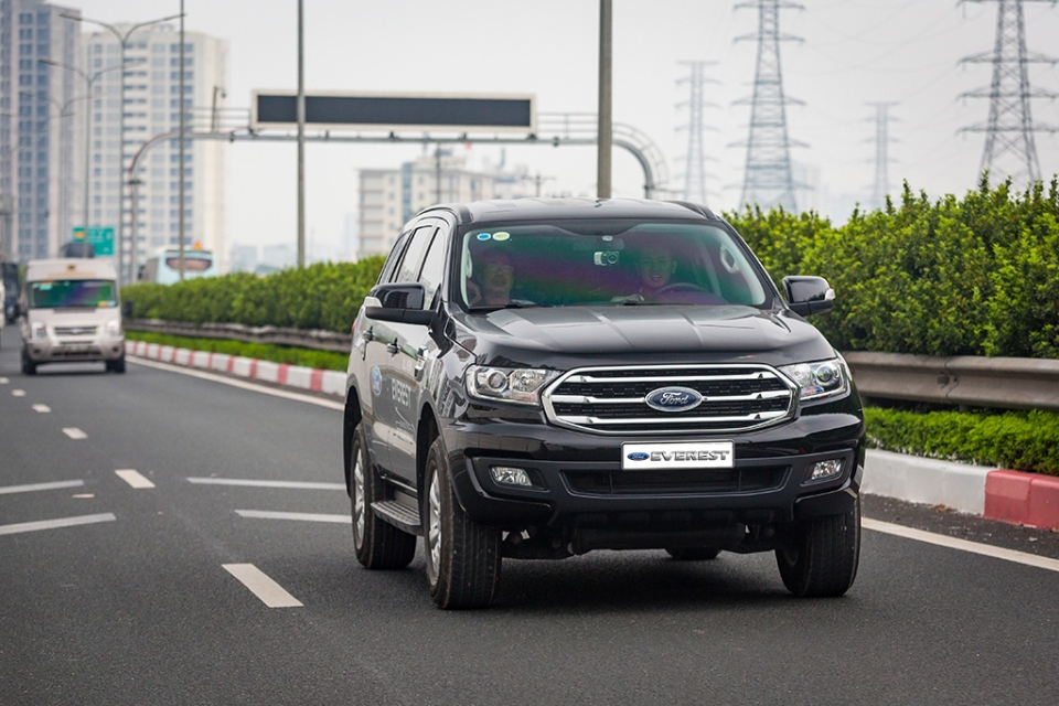 Khách hàng Việt ngày càng chuộng SUV khach hang viet ngay cang chuong suv