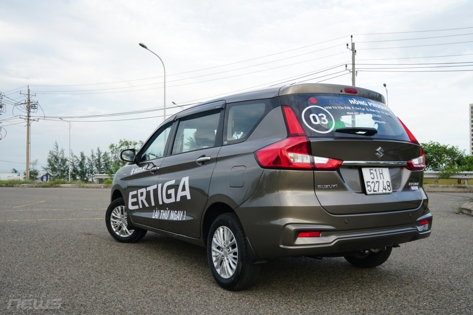 Mitsubishi Xpander – Suzuki Ertiga : Mèo nào thắng mỉu nào ? mitsubishi xpander suzuki ertiga meo nao thang miu nao