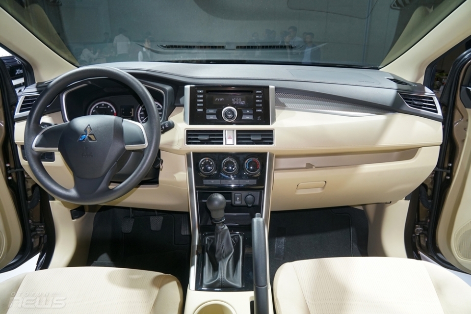 Mitsubishi Xpander – Suzuki Ertiga : Mèo nào thắng mỉu nào ? mitsubishi xpander suzuki ertiga meo nao thang miu nao