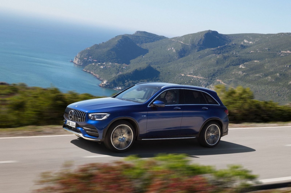 Mercedes-AMG GLC 43 4Matic 2020 có công suất lên tới 385 mã lực mercedes amg glc 43 4matic 2020 co cong suat len toi 385 ma luc