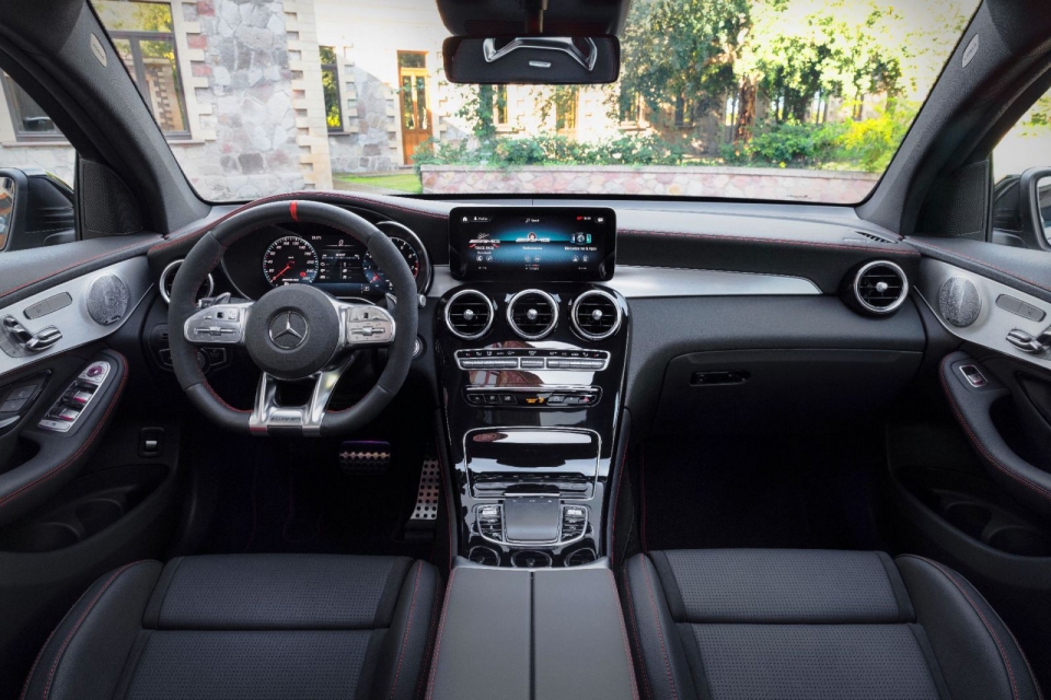 Mercedes-AMG GLC 43 4Matic 2020 có công suất lên tới 385 mã lực mercedes amg glc 43 4matic 2020 co cong suat len toi 385 ma luc