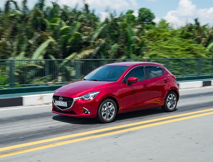 Thaco ưu đãi 50% phí trước bạ cho xe Mazda 2 Thaco ưu đãi 50% phí trước bạ cho xe Mazda 2