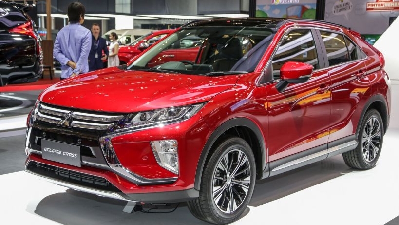 Mitsubishi Eclipse Cross ra mắt giá 792 triệu đồng