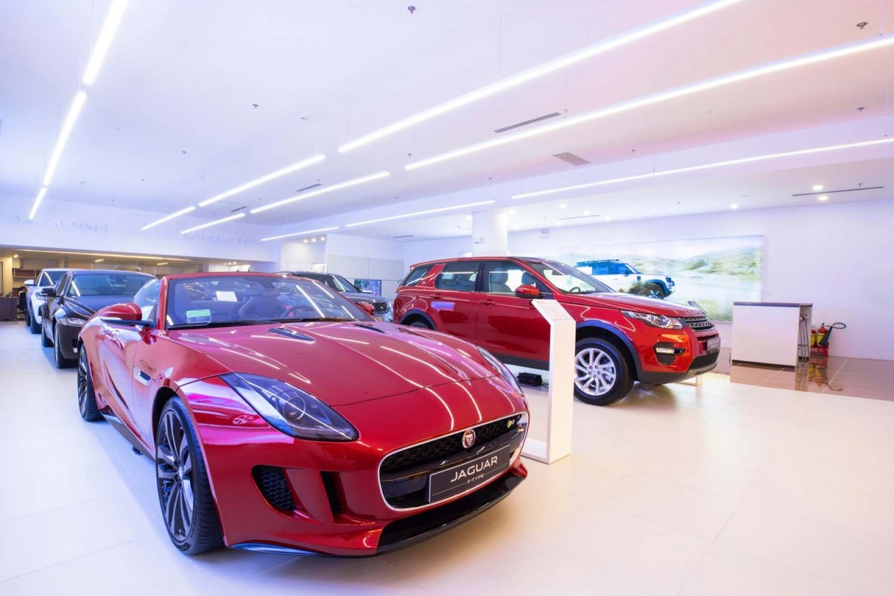 Jaguar Land Rover tổ chức chương trình lái thử cho khách hàng tại Việt Nam jaguar land rover to chuc chuong trinh lai thu cho khach hang tai viet nam
