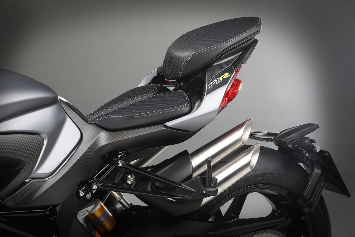 mv agusta gioi thieu sieu nakedbike brutale rr 2020