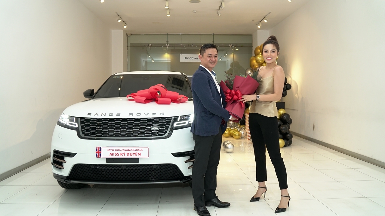 Hoa Hậu Kỳ Duyên sắm SUV hạng sang Range Rover Velar giá hơn 5,5 tỷ đồng hoa hau ky duyen sam suv hang sang range rover velar gia hon 55 ty dong
