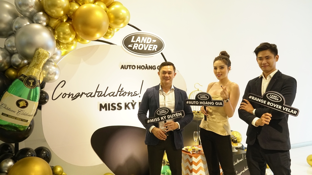Hoa Hậu Kỳ Duyên sắm SUV hạng sang Range Rover Velar giá hơn 5,5 tỷ đồng hoa hau ky duyen sam suv hang sang range rover velar gia hon 55 ty dong