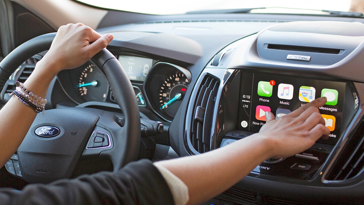 Tìm hiểu hệ thống kích hoạt bằng giọng nói SYNC trên các dòng xe Ford tim hieu he thong kich hoat bang giong noi sync tren cac dong xe ford