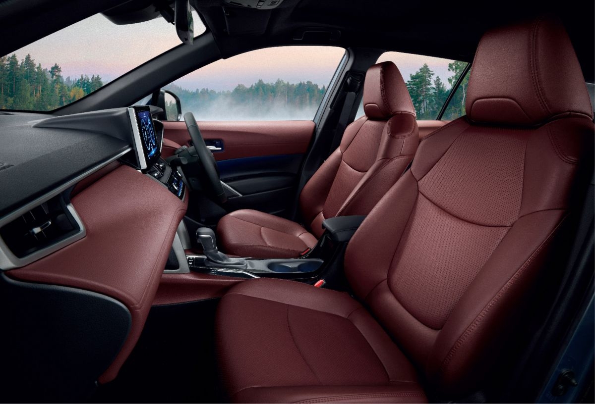 Cận cảnh Toyota Corolla Cross 2021 sắp được bán tại Việt Nam can canh toyota corolla cross 2021 sap duoc ban tai viet nam
