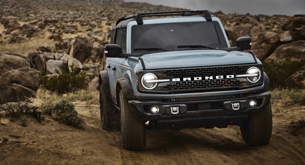 ford bronco 2021 ra mat