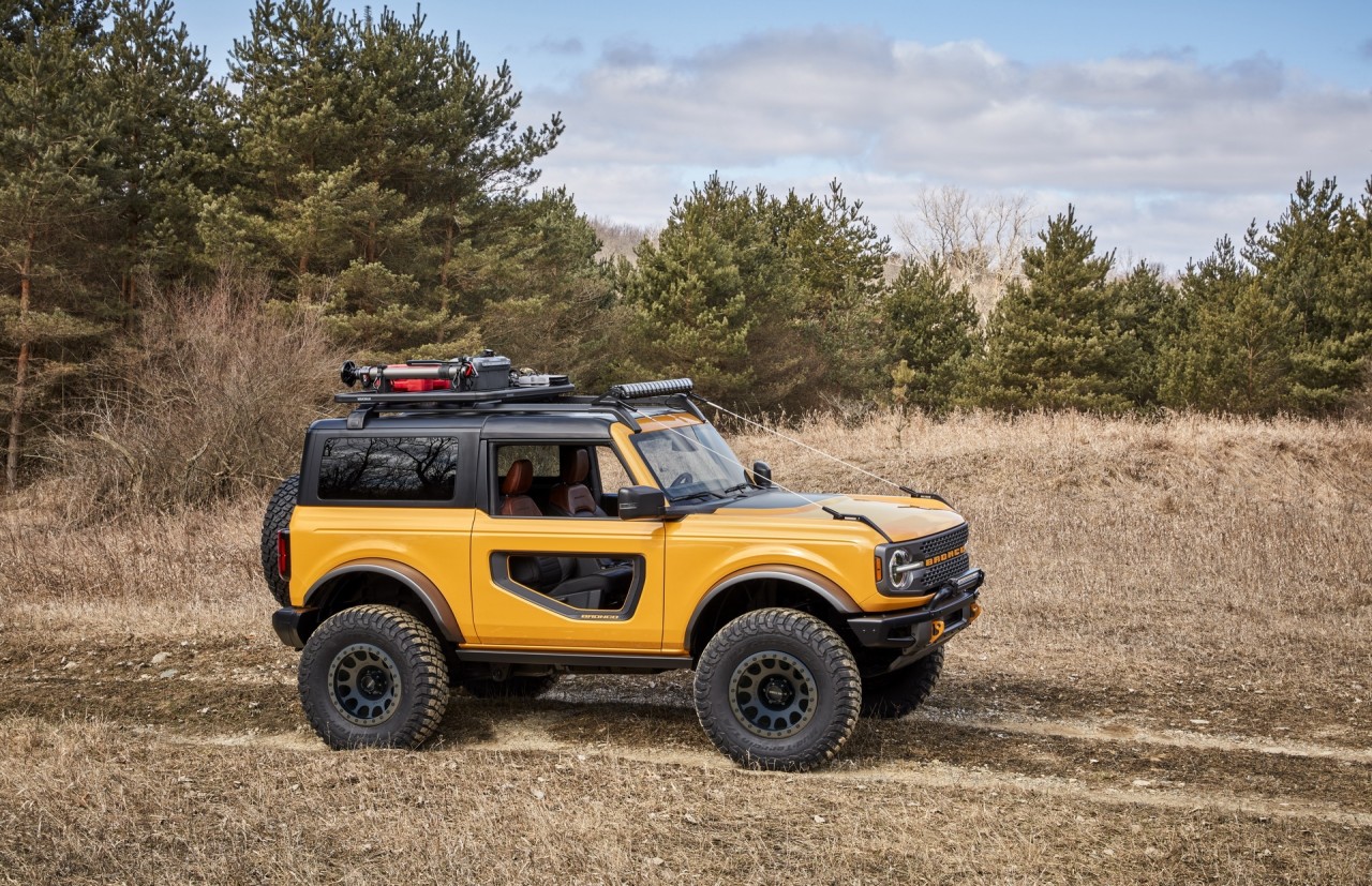 ford bronco 2021 ra mat