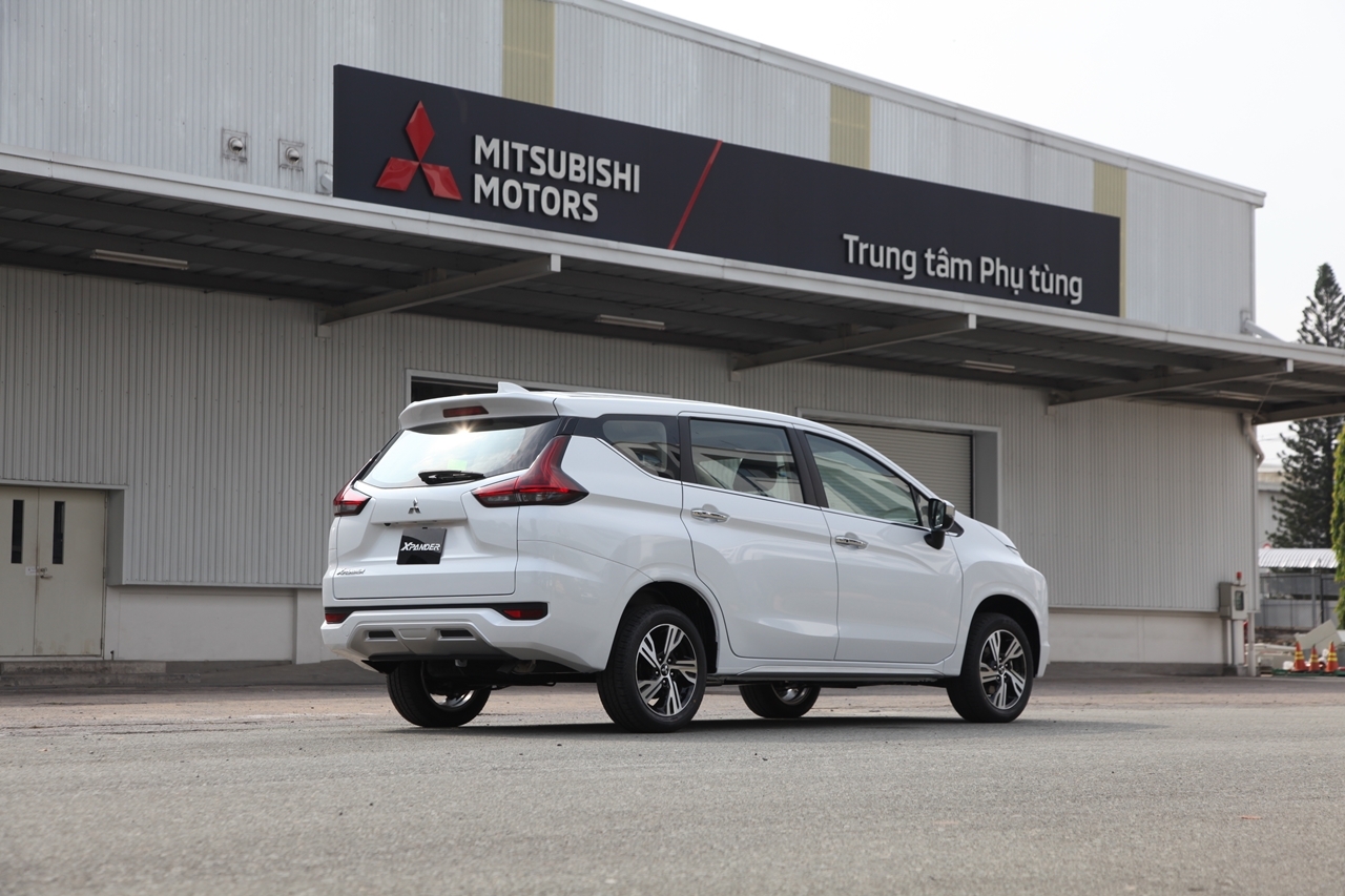 mitsubishi ra mat xpander lap rap trong nuoc voi gia 630 trieu dong