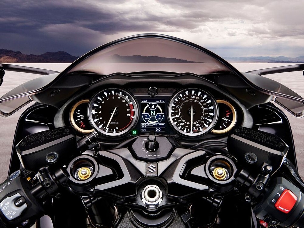 'Thần gió' Suzuki Hayabusa 2021 có mắt tại Đông Nam Á