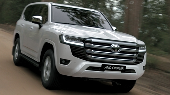 Toyota Land Cruiser thế hệ mới có mặt tại Việt Nam, động cơ 3.5L, giá 4 tỷ