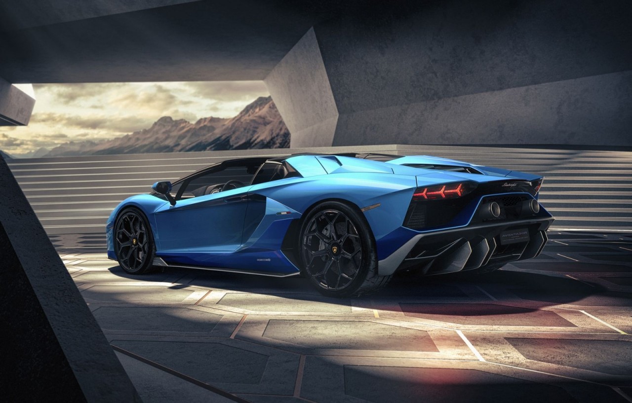 Lamborghini Aventador phiên bản cuối cùng vừa được ra mắt