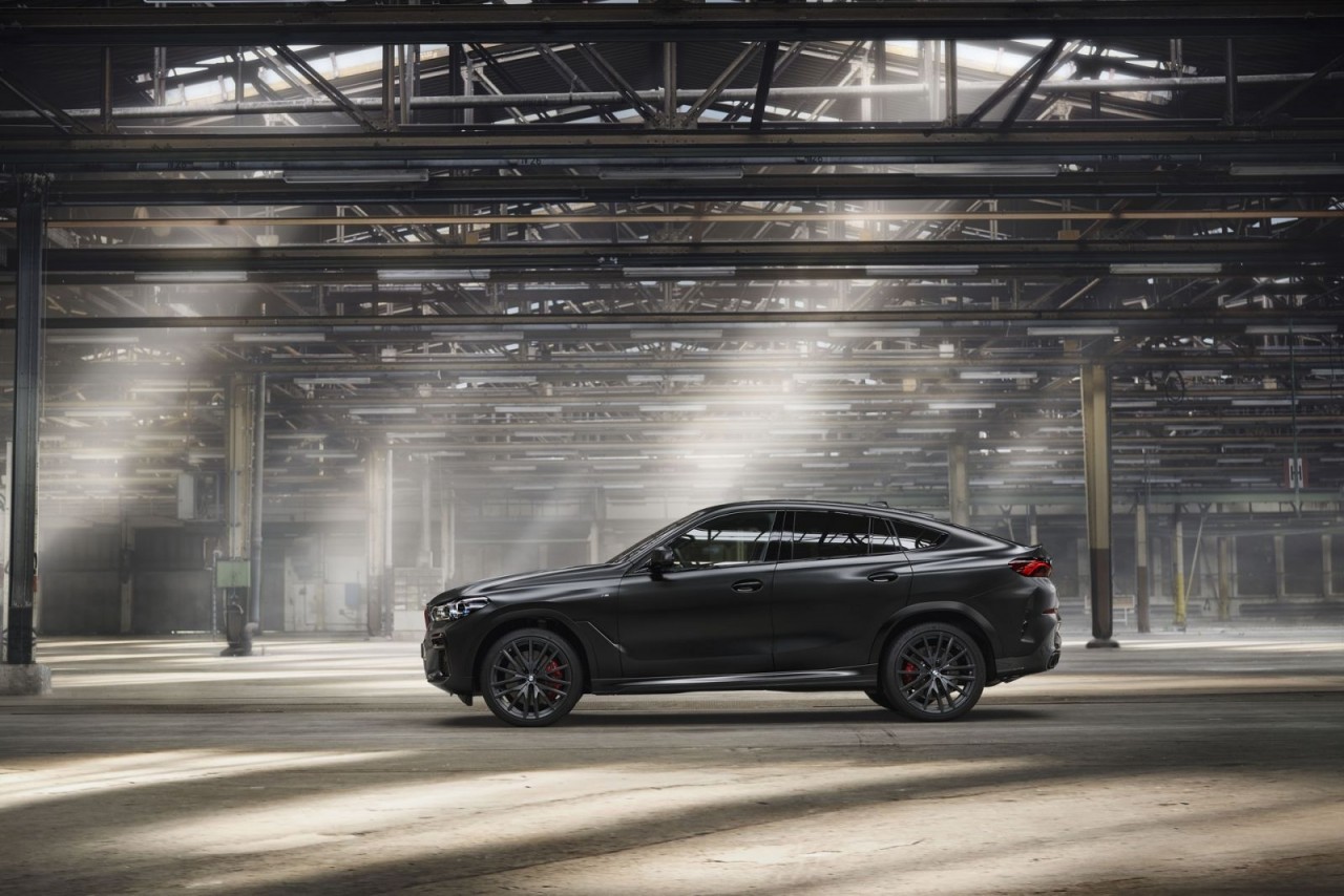 BMW X5, X6 và X7 ra mắt với phiên bản Black Edition