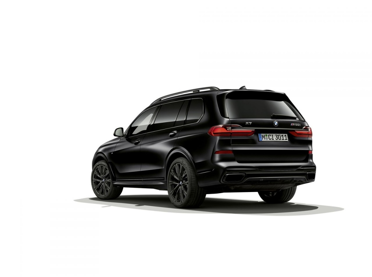 BMW X5, X6 và X7 ra mắt với phiên bản Black Edition