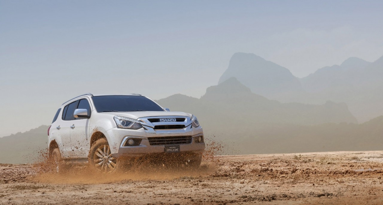 Isuzu mu-X có thêm phiên bản mới, giá chỉ 859 triệu đồng Isuzu mu-X có thêm phiên bản mới, giá chỉ 859 triệu đồng