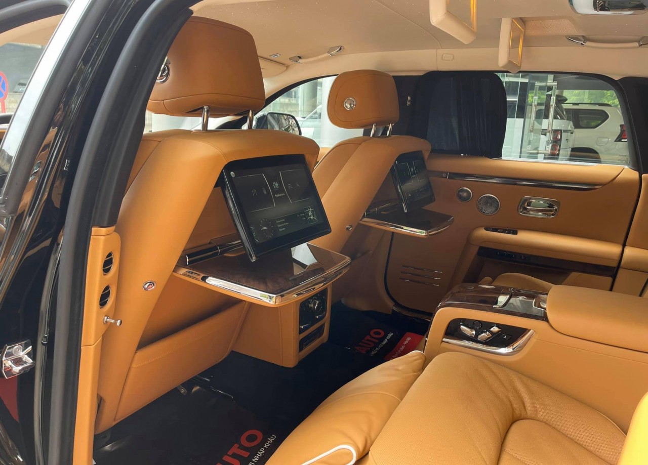 Siêu sang Rolls-Royce Ghost EWB 2021 đầu tiên về Việt Nam, giá hơn 40 tỷ đồng Siêu sang Rolls-Royce Ghost EWB 2021 đầu tiên về Việt Nam, giá hơn 40 tỷ đồng