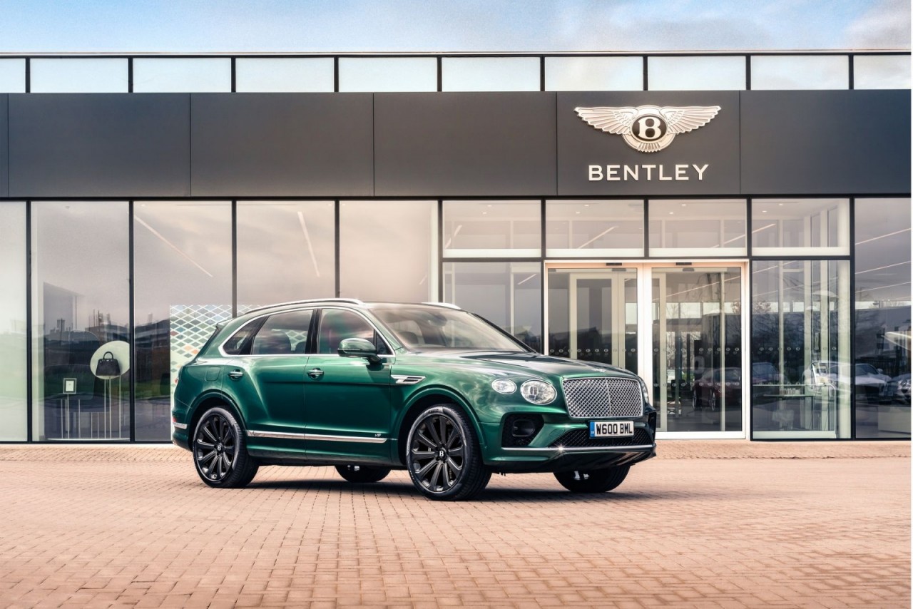 Bentley chế tạo thành công bộ mâm carbon 22 inch cho Bentayga Bentley chế tạo thành công bộ mâm carbon 22 inch cho Bentayga