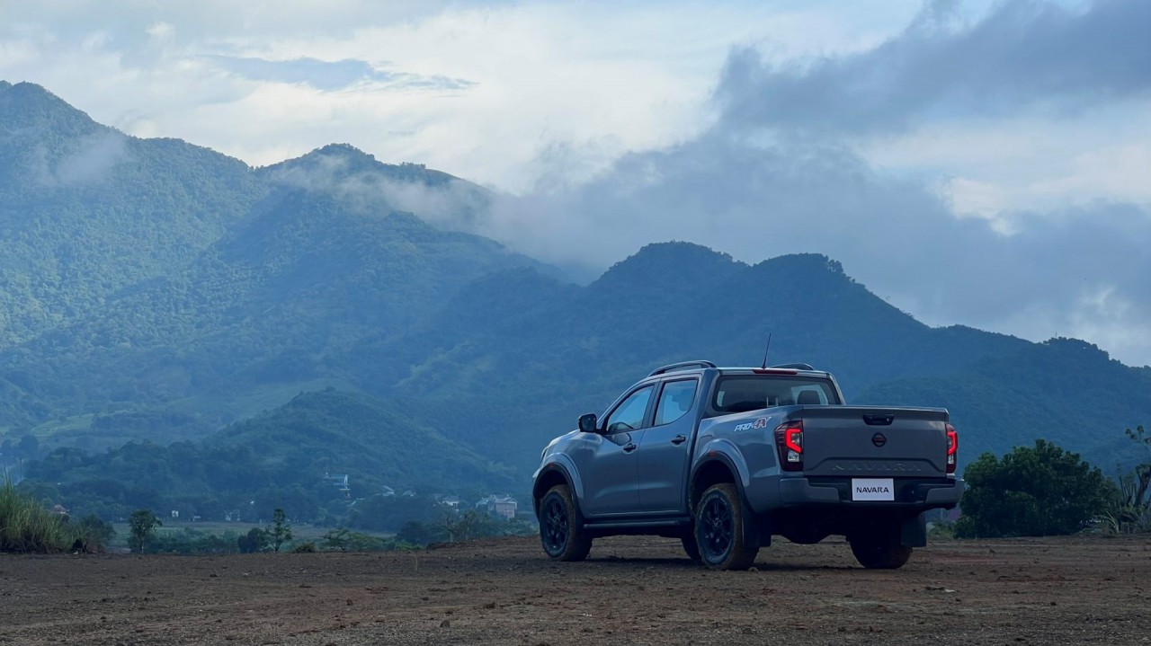 Nissan Navara 2022 ra mắt tại Việt Nam, có thêm động cơ Turbo kép 2.3L mới Nissan Navara 2022 ra mắt tại Việt Nam, có thêm động cơ Turbo kép 2.3L mới