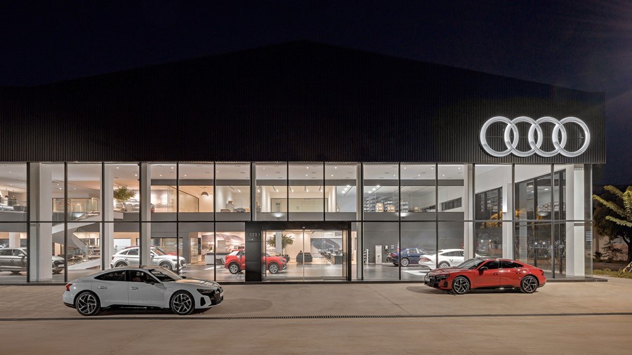 Trung tâm dịch vụ Audi lớn nhất Việt Nam đi vào hoạt động Trung tâm dịch vụ Audi lớn nhất Việt Nam đi vào hoạt động