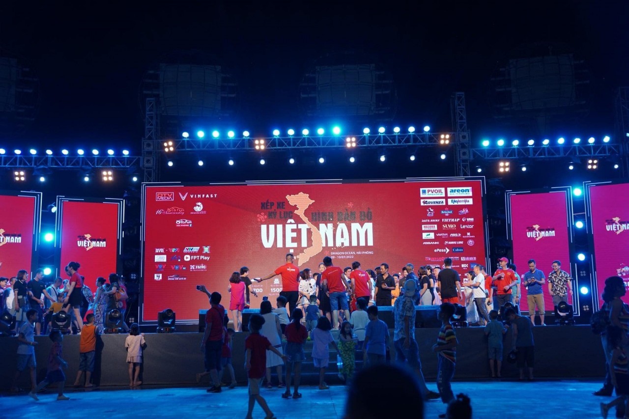 Nhìn lại những sự kiện nổi bật tại sinh nhật OTOFUN lần thứ 16 Nhìn lại những sự kiện nổi bật tại sinh nhật OTOFUN lần thứ 16